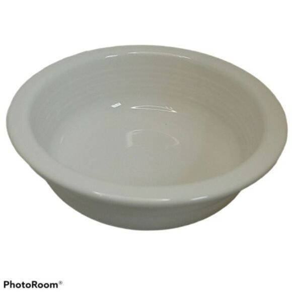 Fiestaware FIESTA Ceramic CLASSIC RIM Large Bowl Dish WHITE 40 OZ Container - Picture 2 of 7